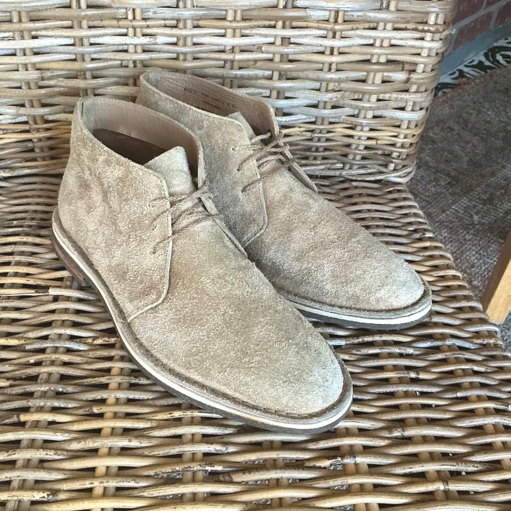 Cole Haan Mens Tan Suede Chukka Desert Boots C09912 Beige Ankle Boots Size 8.5M